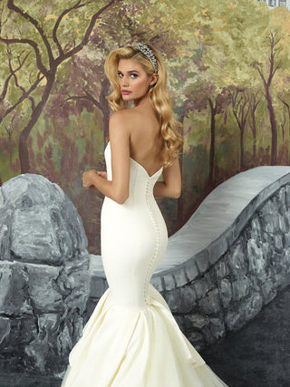 Justin Alexander Style Number 8933D - 3