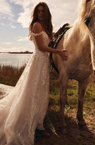 Lilian West Style Number 66176 - 5