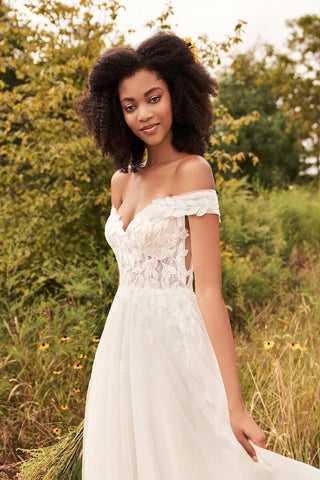 Lilian West Style Number 66196 - 3