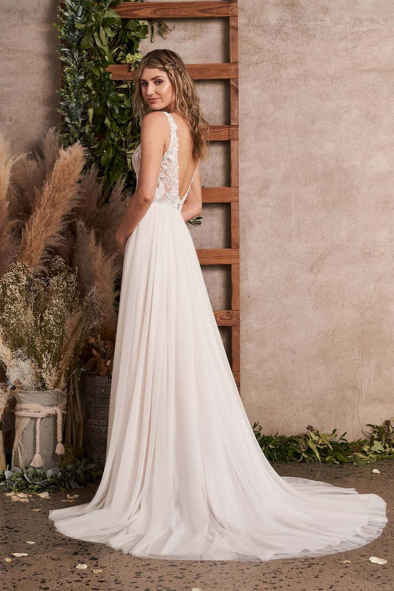 Lilian West Style Number 66213 - 6