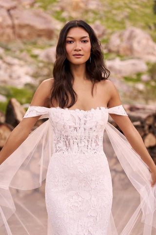 Lilian West Style Number 66300 - 5