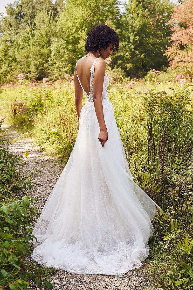 Lilian West Style Number 66332 - 2