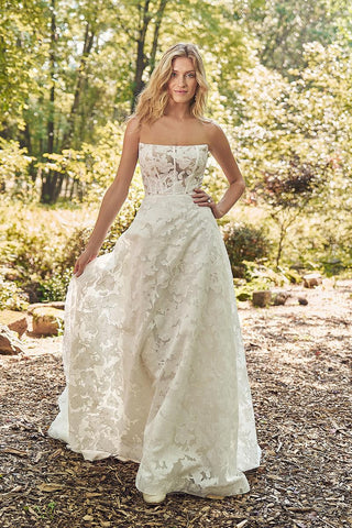 Lilian West Style Number 66333 - 5