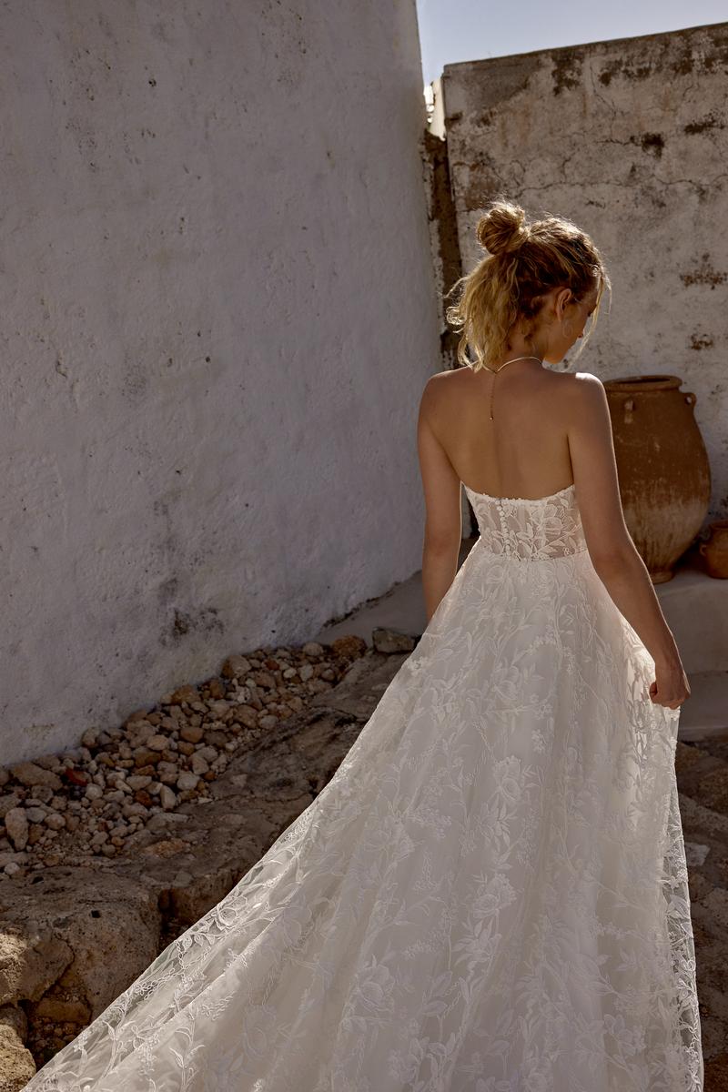 Lilian West Style Number 66376 - 7