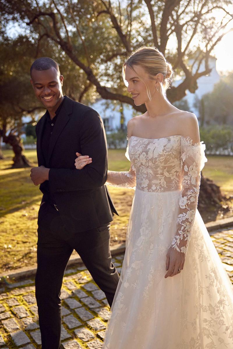 Lilian West Style Number 66420 - 9