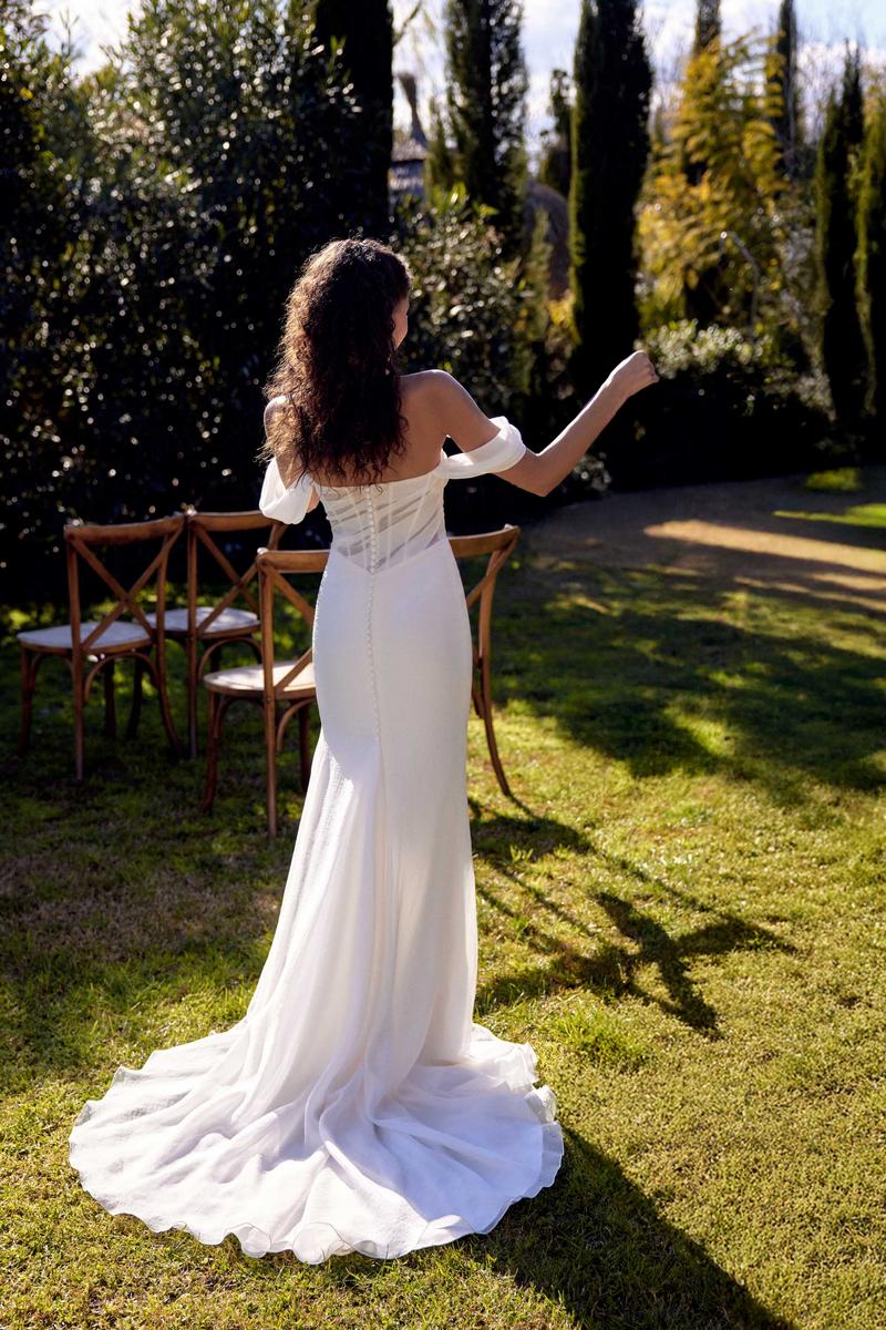 Lilian West Style Number 66422 - 2