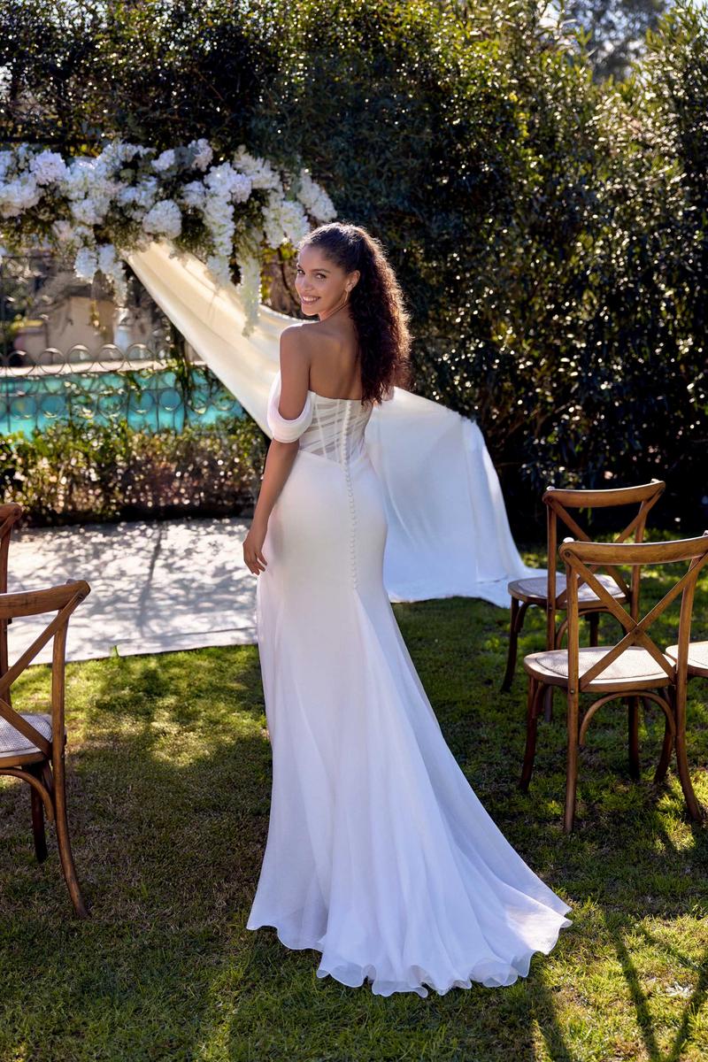 Lilian West Style Number 66422 - 5