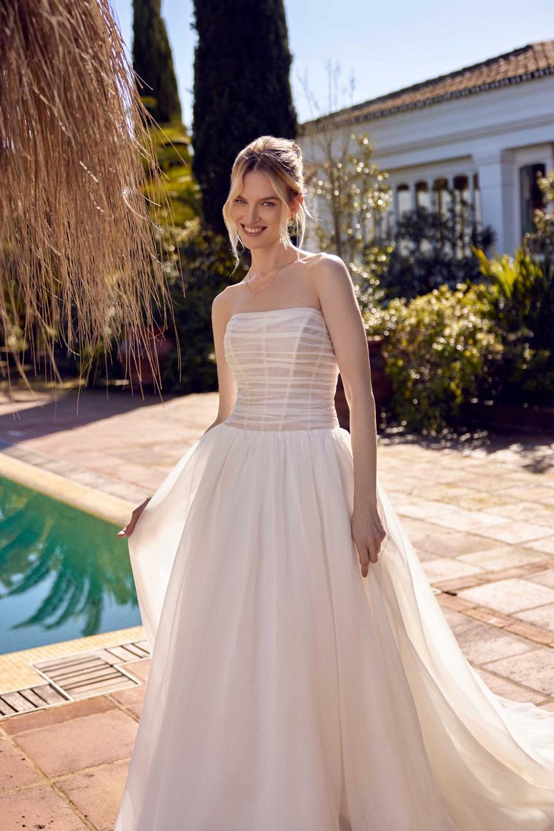 Lilian West Style Number 66423 - 3