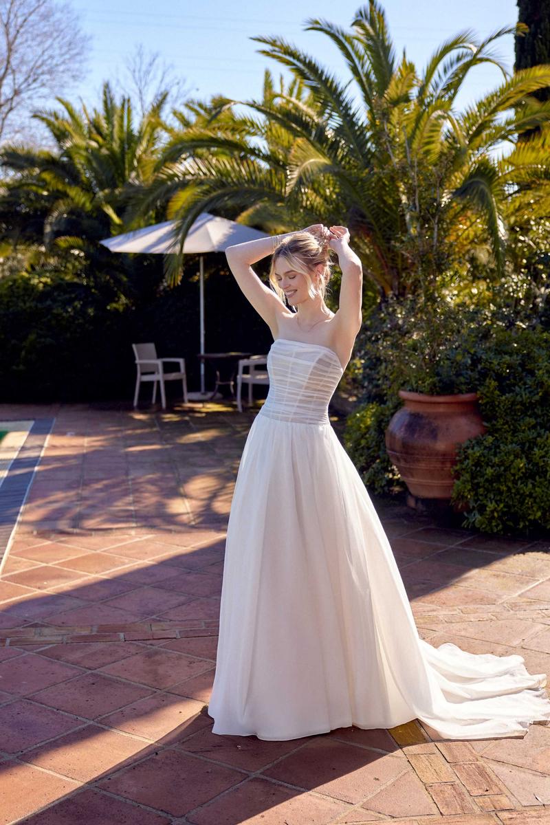 Lilian West Style Number 66423 - 1