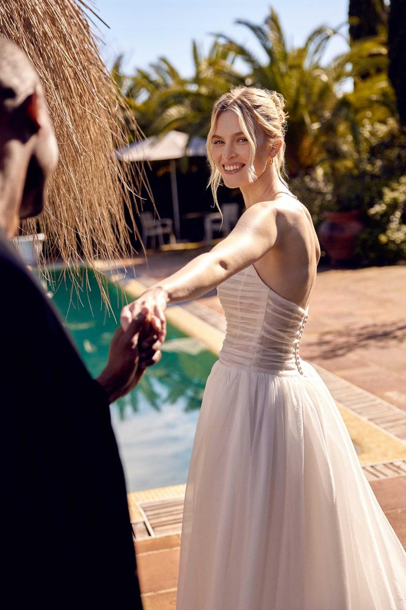 Lilian West Style Number 66423 - 6