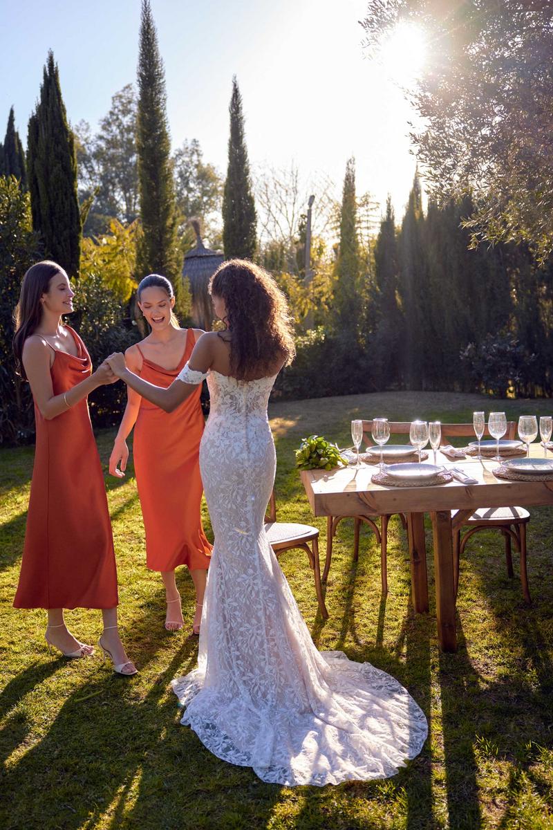 Lilian West Style Number 66429 - 5