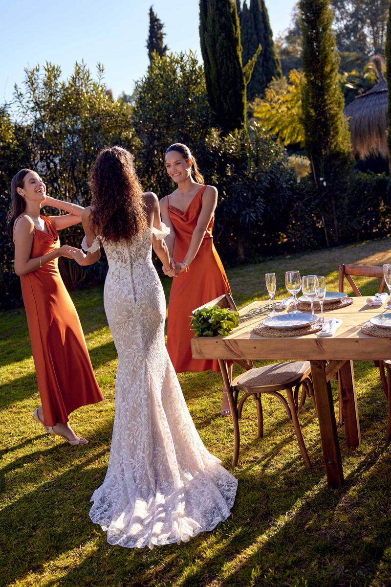 Lilian West Style Number 66429 - 8