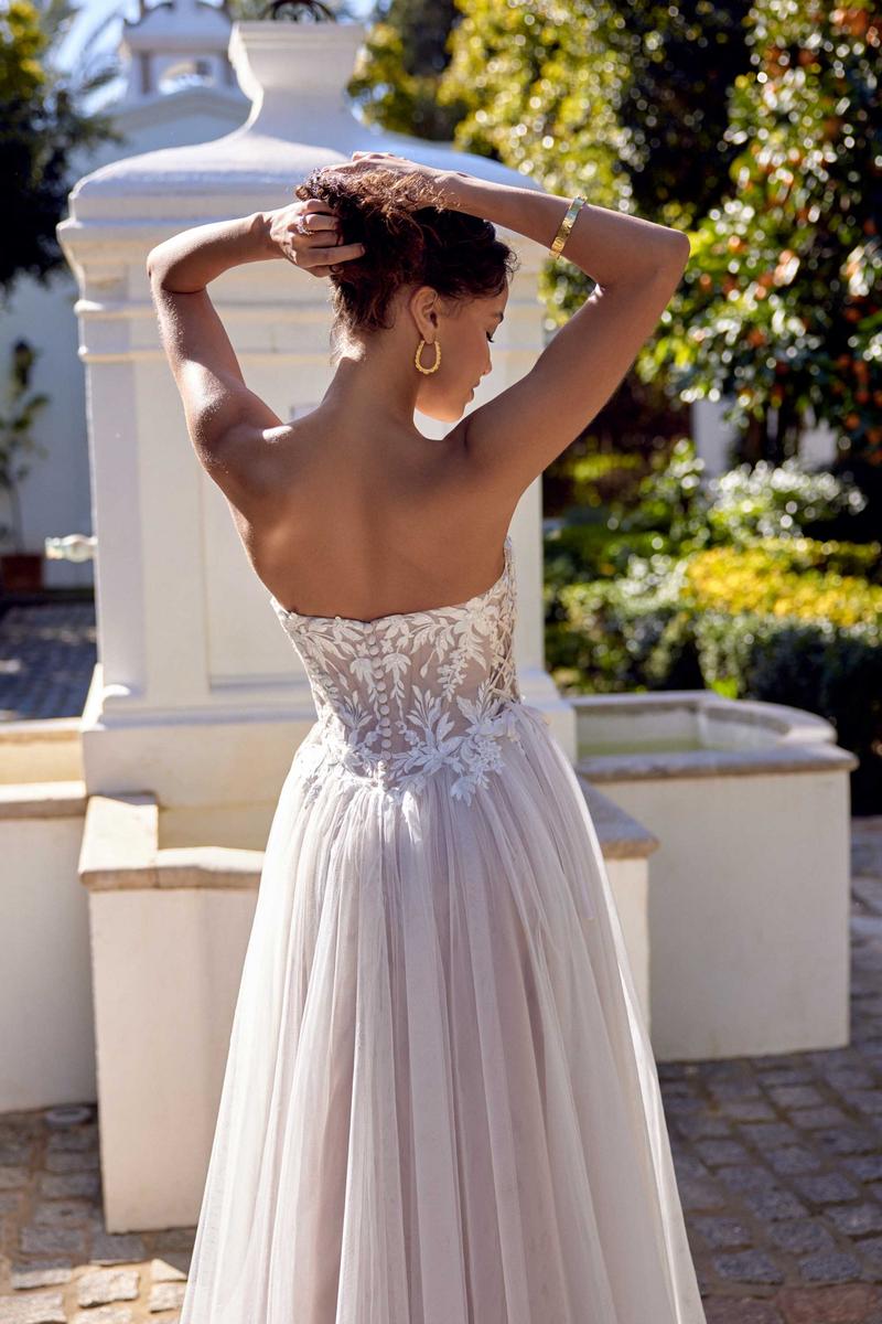 Lilian West Style Number 66430 - 6