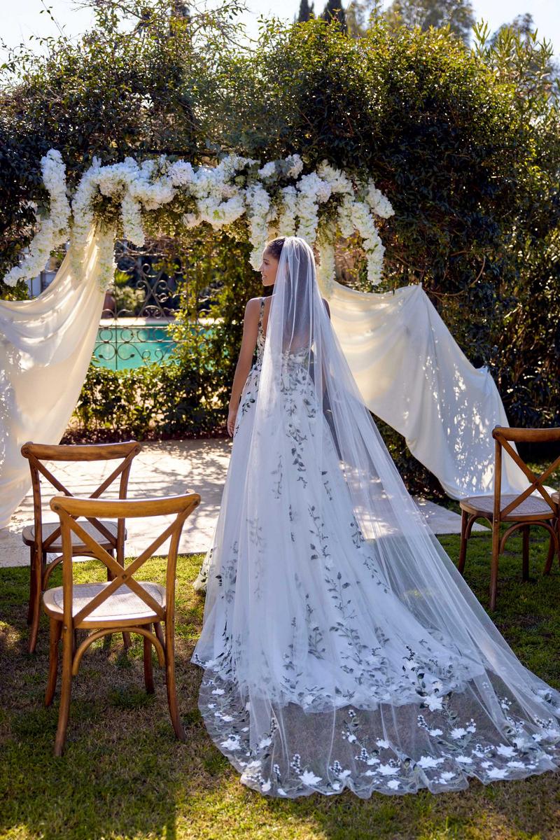 Lilian West Style Number 66437 - 4