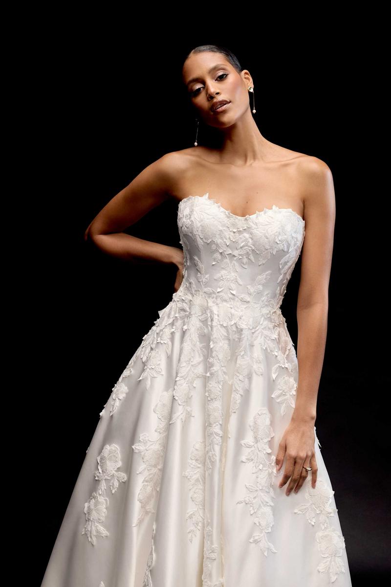 Signature Style Number 99335 - 3
