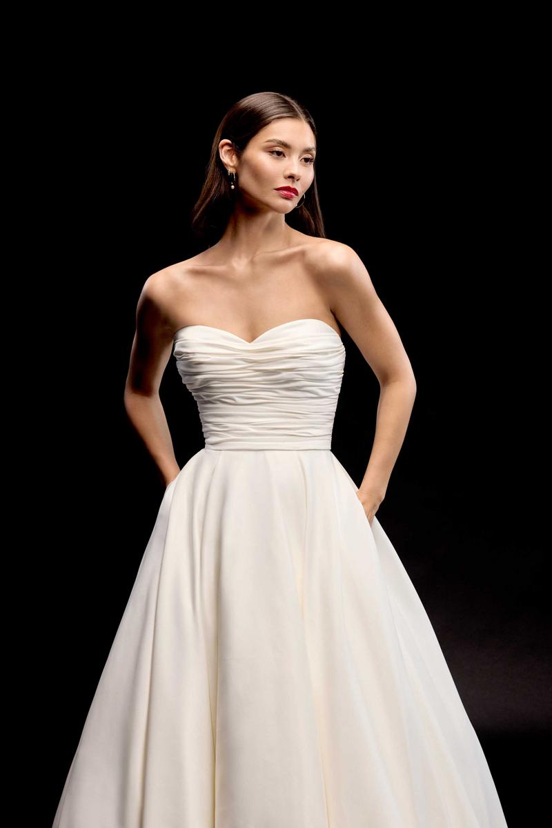 Signature Style Number 99342 - 3