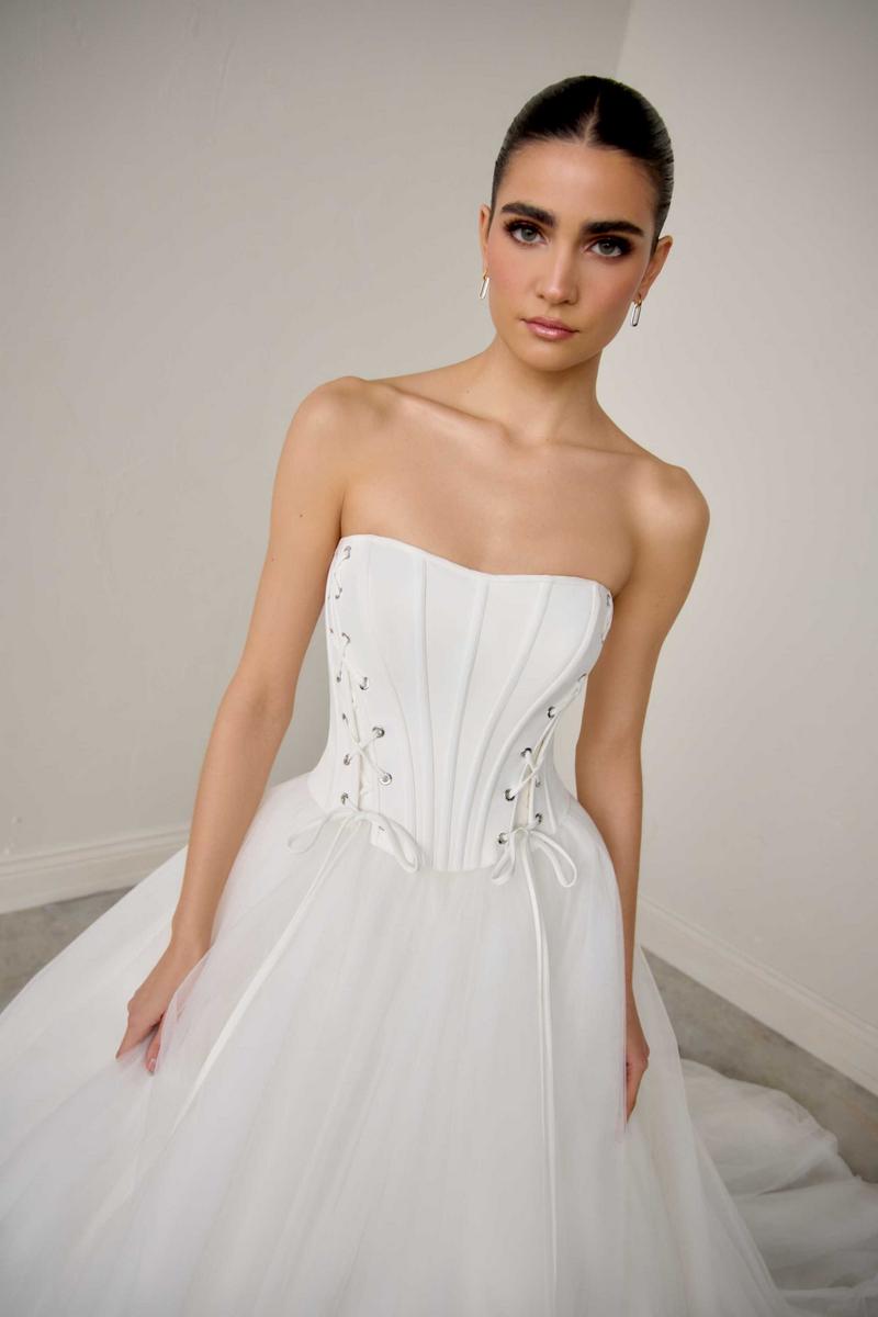 Signature Style Number 99356 - 3