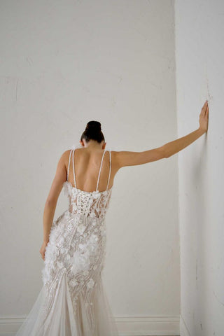 Signature Style Number 99363 - 10