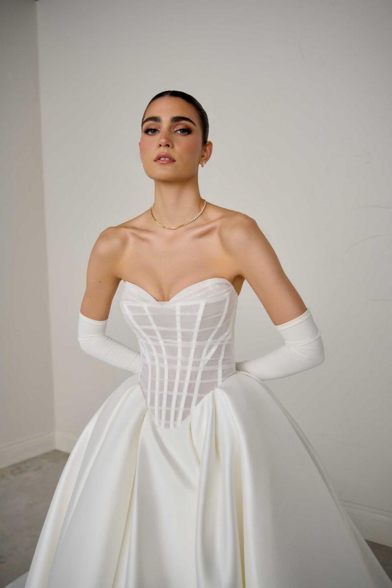 Signature Style Number 99365 - 4