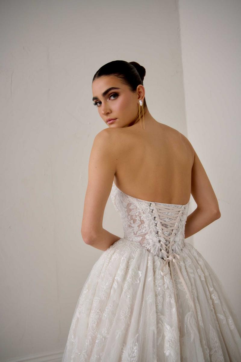 Signature Style Number 99372 - 4