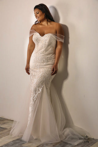 Curvy Enchanting Style Number Kris - 5