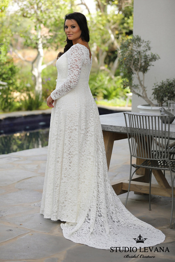 Curvy Enchanting Style Number Seline - 2