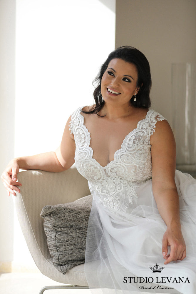 Curvy Enchanting Style Number Tracie - 10