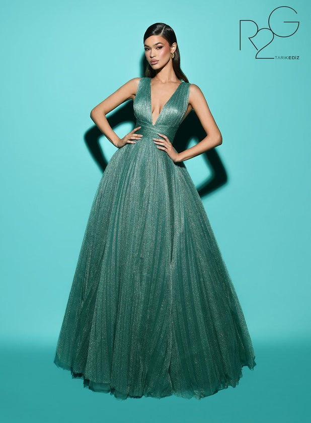 Tarik Ediz Prom Style Number 53124 - 1