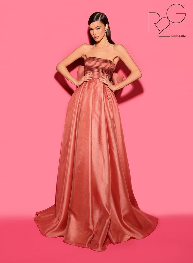 Tarik Ediz Prom Style Number 53156 - 1