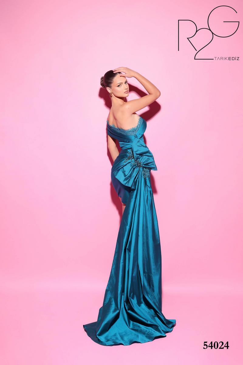 Tarik Ediz Prom Style Number 54024 - 6