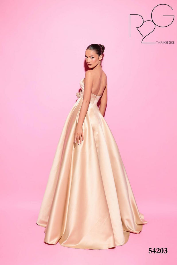 Tarik Ediz Prom Style Number 54203 - 1