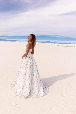 Vienna Prom Style Number 7889 - 2