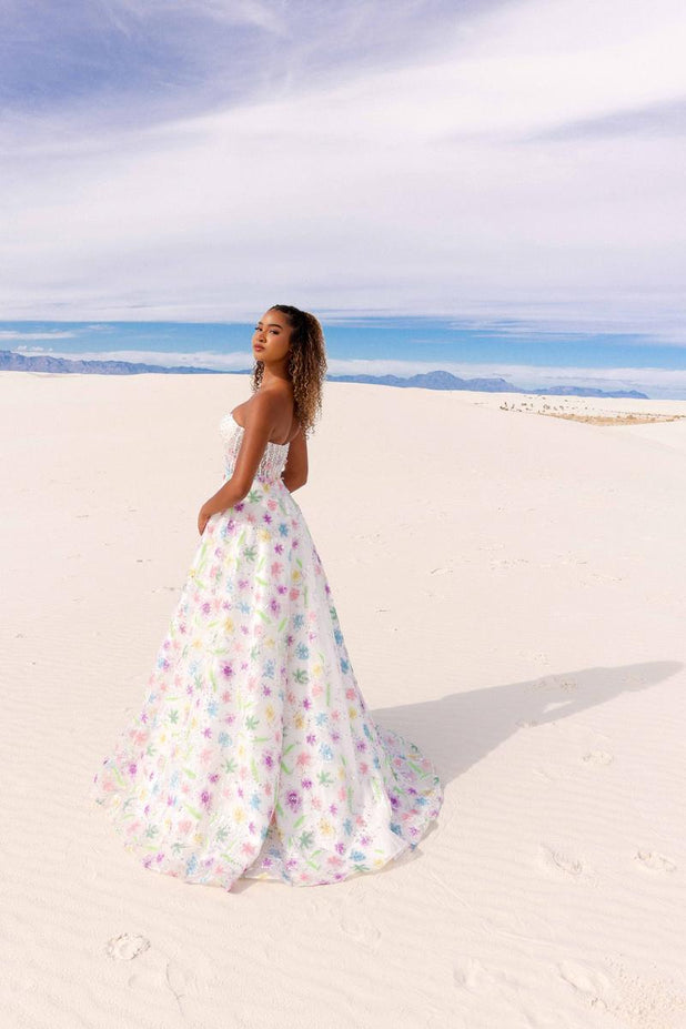 Vienna Prom Style Number 7889 - 2