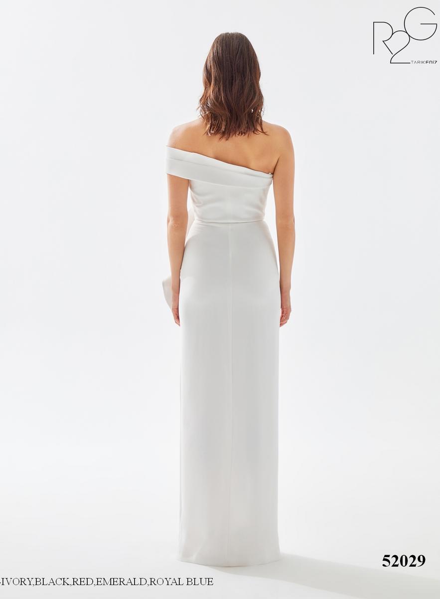 Tarik Ediz Prom Style Number 52029 - 4