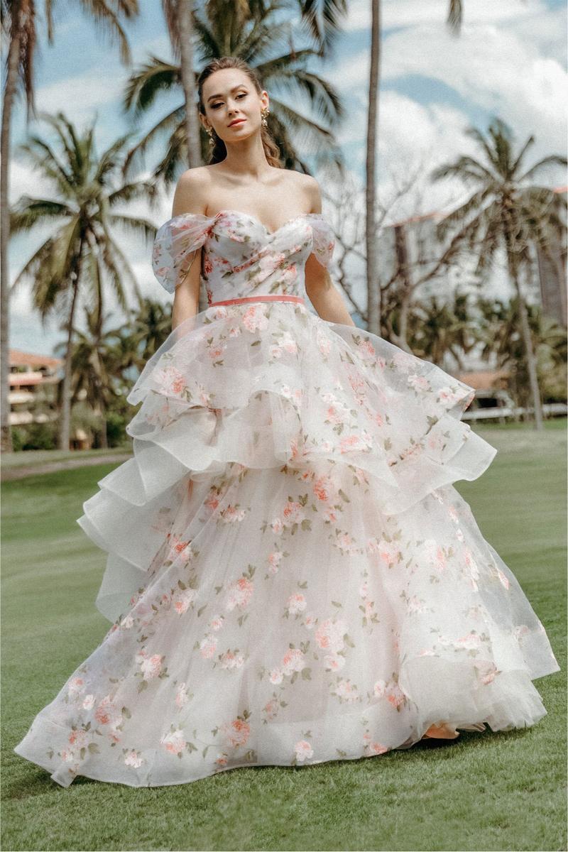 Wedding Dress Wtoo Bridesmaid Watters WToo Bridal Dress 18202 Alexandra's Boutique Wedding Dress Wtoo Bridesmaid Watters WToo Bridal Dress 18202 Alexandra's Boutique