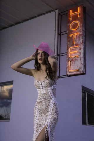 Willowby Style Number 50105 - 4