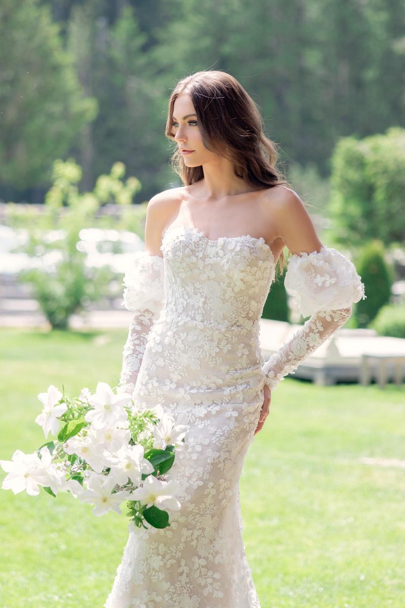 Willowby Style Number 50109 - 8