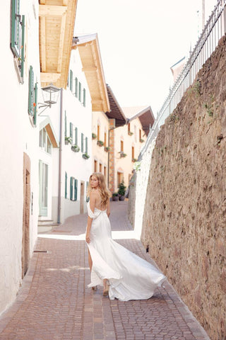 Willowby Style Number 50304 - 8