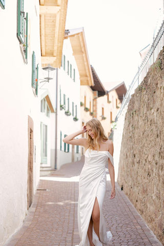 Willowby Style Number 50304 - 5