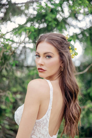 Willowby Style Number 50400 - 6