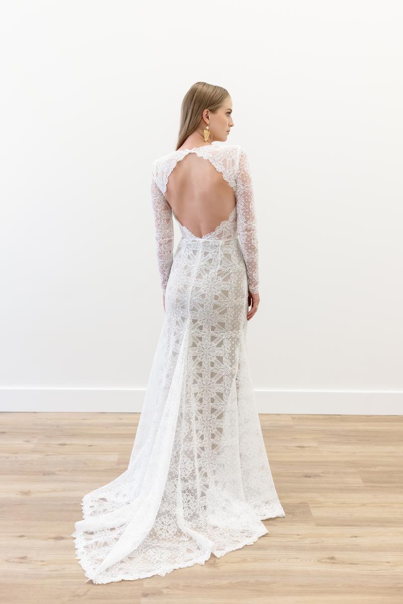 Willowby Style Number 50610 - 4