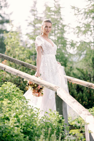 Willowby Style Number 50710 - 6