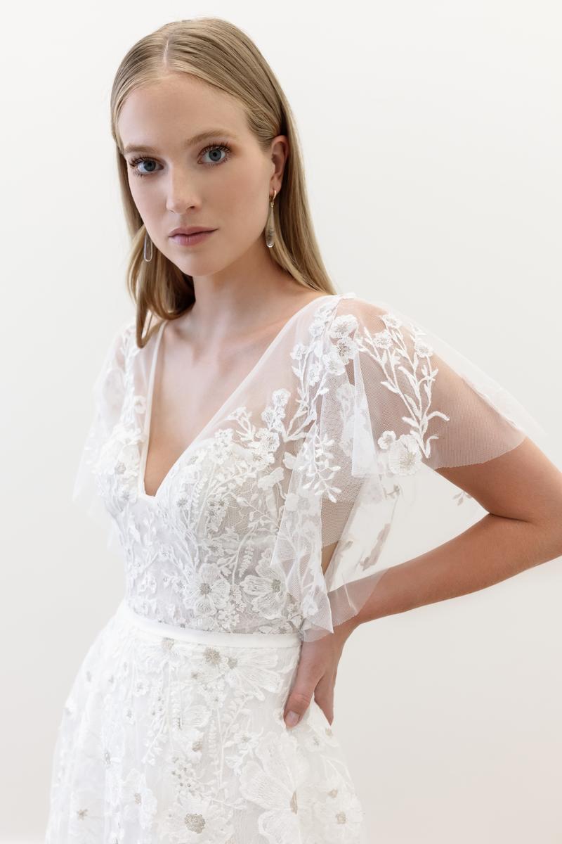 Willowby Style Number 50710 - 4