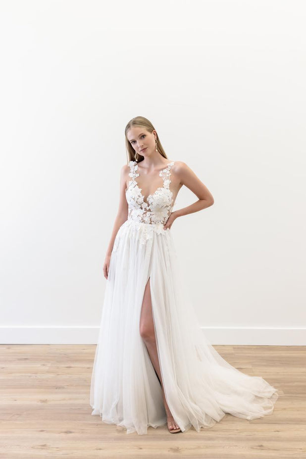 Willowby Style Number 50711 - 1