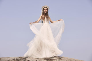 Willowby Style Number 54402 - 4