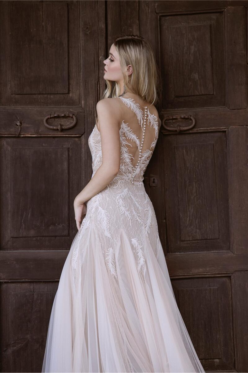 Willowby Style Number 55701 - 4