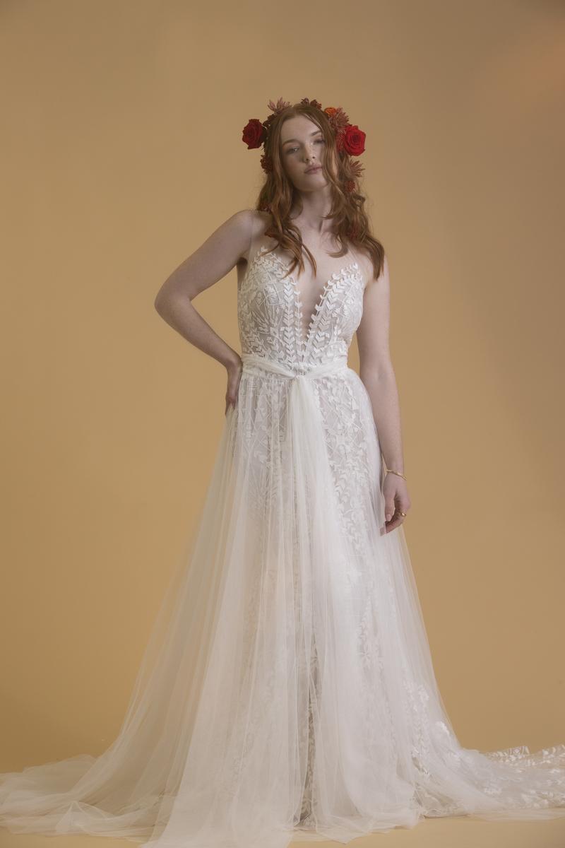 Willowby Style Number 56107 - 7