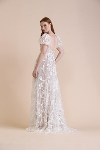 Willowby Style Number 56125 - 2