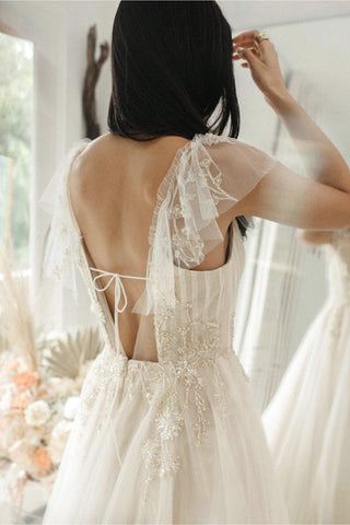 Willowby Style Number 56402 - 3