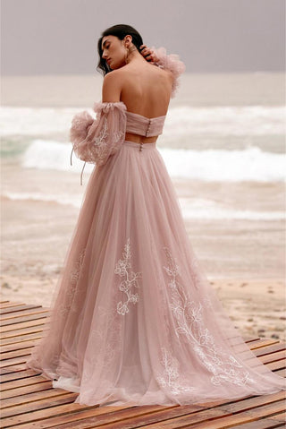 Willowby Style Number 58300 - 2